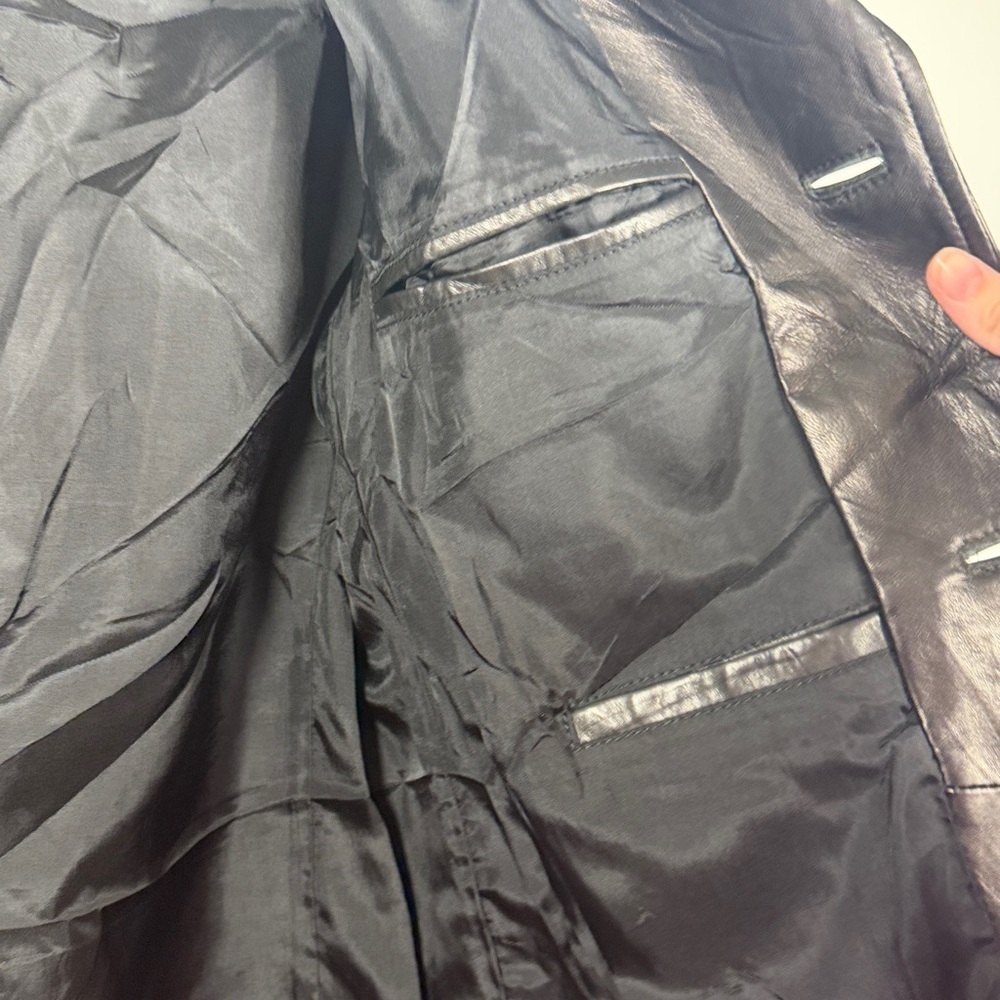 Danier Classic Black Leather Blazer Coat - Picture 5 of 7